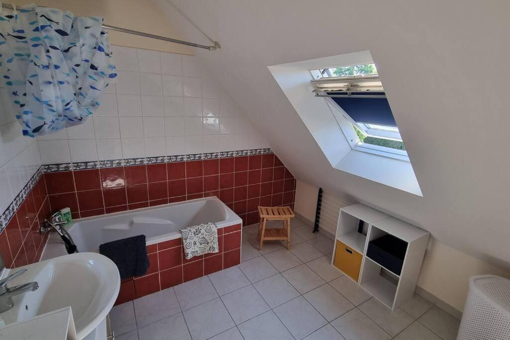 Maison De Famille Situee A Saint-Molf. Extérieur photo