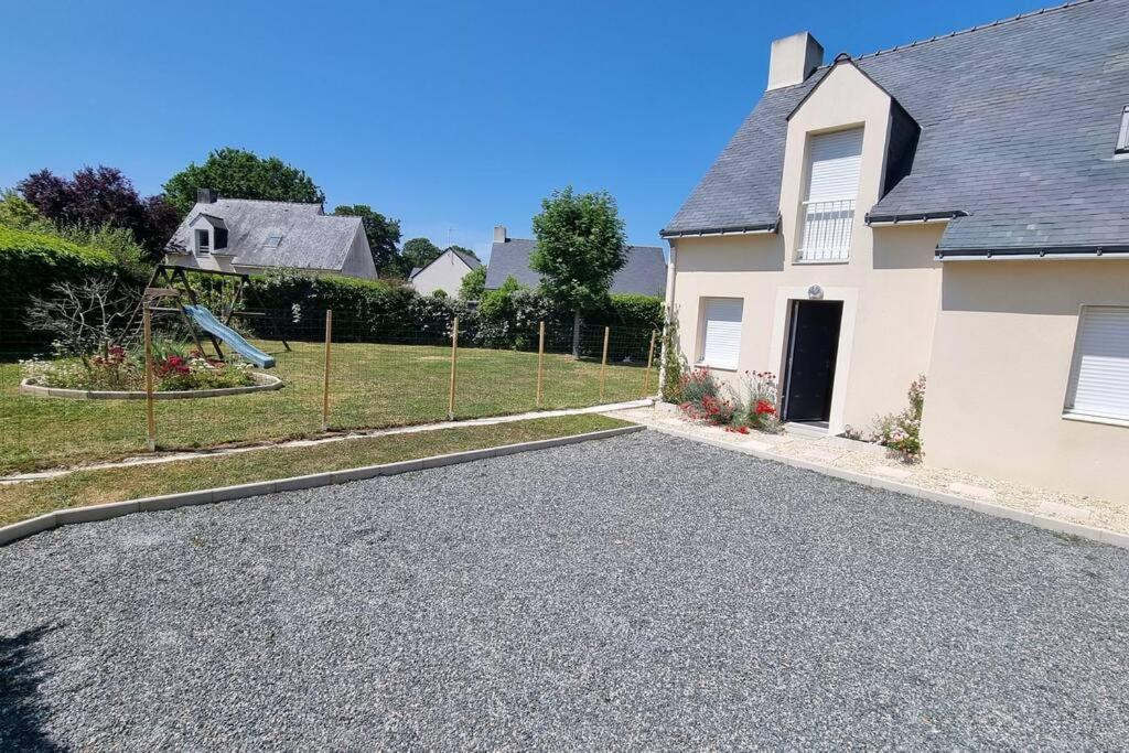 Maison De Famille Situee A Saint-Molf. Extérieur photo