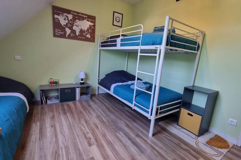 Maison De Famille Situee A Saint-Molf. Extérieur photo