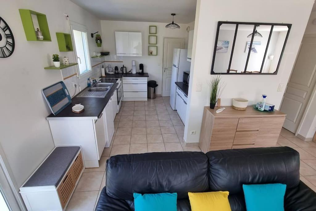 Maison De Famille Situee A Saint-Molf. Extérieur photo
